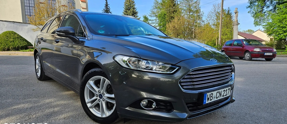 Ford Mondeo cena 47900 przebieg: 203500, rok produkcji 2016 z Chojnów małe 326